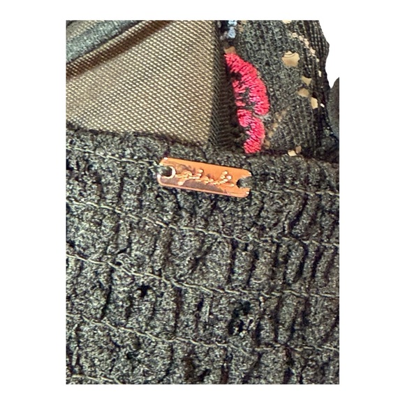 PINK Victoria’s Secret Large Black Lace Floral Embroidered Bralette - Picture 5 of 10